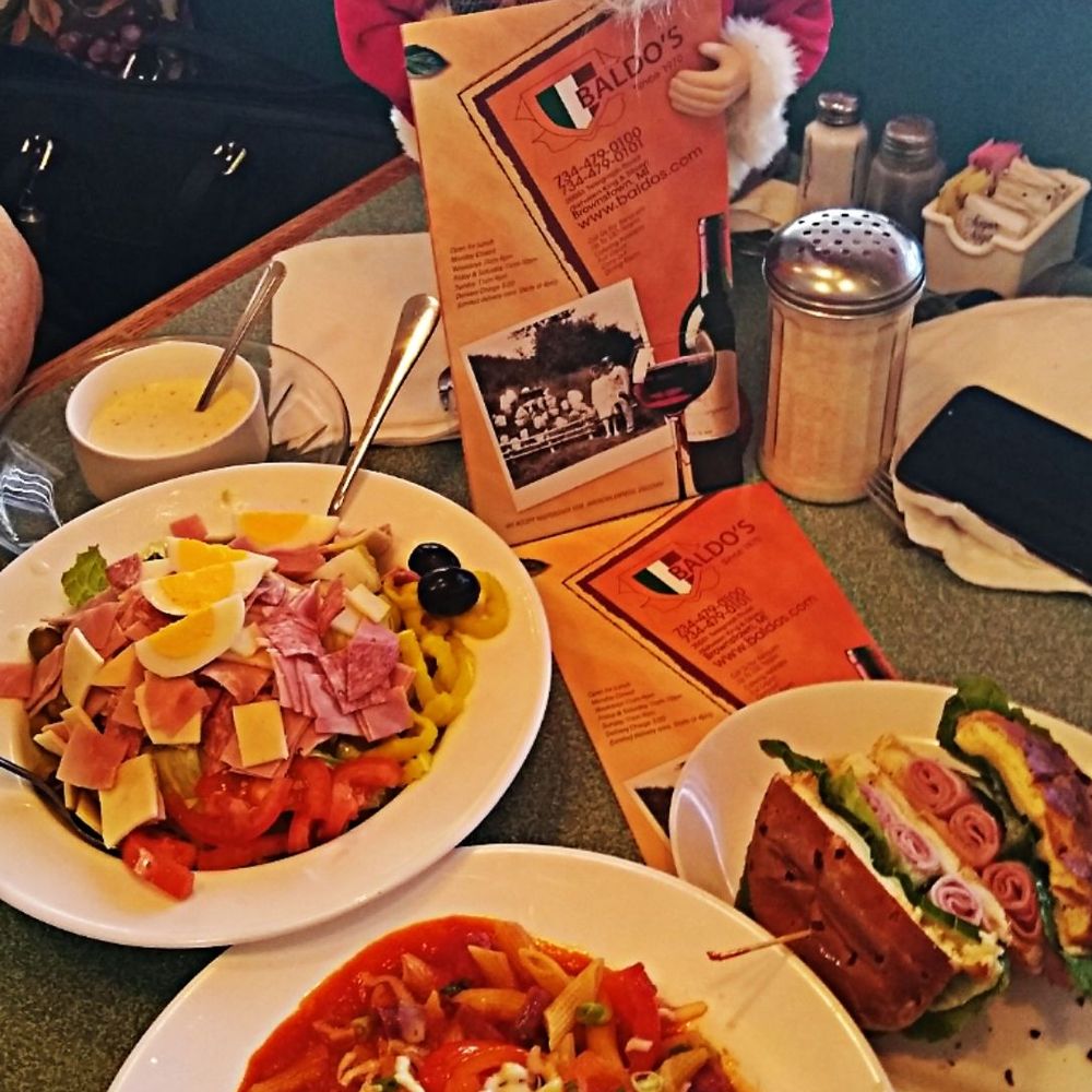 Baldo's Restaurant - Pizza Near Me - Brownstown Township, Michigan