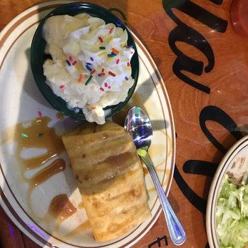 Villa del Rey cocina mexicana - Apple Chimichanga - New Mexican Cuisine Near Me - Mobile, Alabama