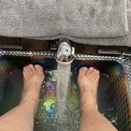 Headlines Signature Spa Pedicure Headlines Signature Spa Pedicure