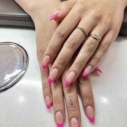 Color Me Nail Spa