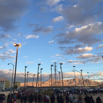 The Lotto Store - getting close to the building lol! 1-8-16 (over three hours, still in line) - Casinos Near Me - Primm, Nevada The Lotto Store - getting close to the building lol! 1-8-16 (over three hours, still in line) - Casinos Near Me - Primm, Nevada