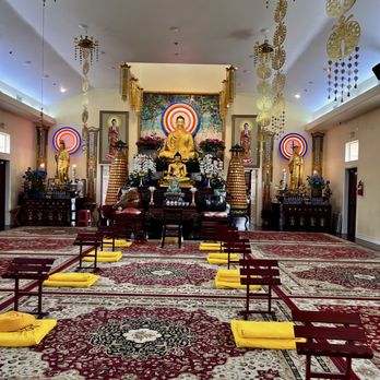 Chua Phat To - Inside - Buddhist Temples Near Me - Long Beach, California