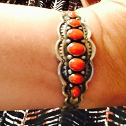 T&R Jewelry and Pawn - Coral bracelet