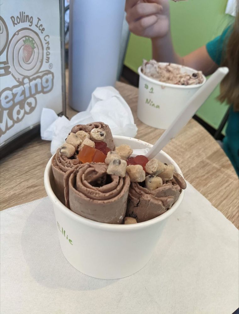 FREEZING MOO CLOSED Updated August 2024 19 Photos & 43 Reviews