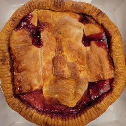 Boise Pie Co - Huckleberry peach pie