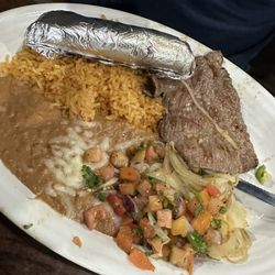 Casa Azteca - Carne Asada plate