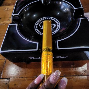 Cigar Bar - Champagne kinda night - Lounges Near Me - Pembroke Pines, Florida Cigar Bar - Champagne kinda night - Lounges Near Me - Pembroke Pines, Florida