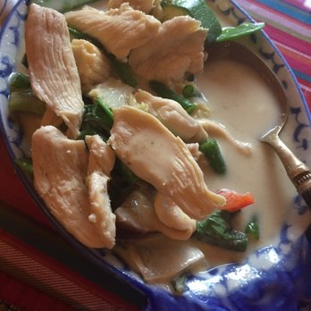 Bangkok Station - Chicken in green curry sauce - Thai Near Me - Nyack, New York