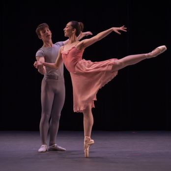 Berkeley Ballet - Photo by Natalia Perez - Dance Schools Near Me - Berkeley, California Berkeley Ballet - Photo by Natalia Perez - Dance Schools Near Me - Berkeley, California