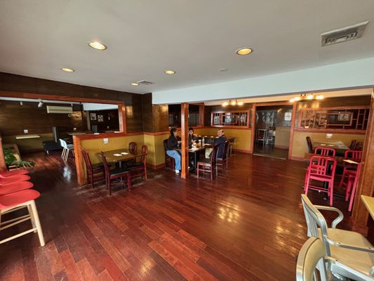 Nama Noodle Bar by null