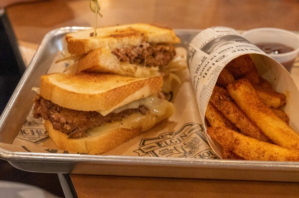 Elgin Public House by null