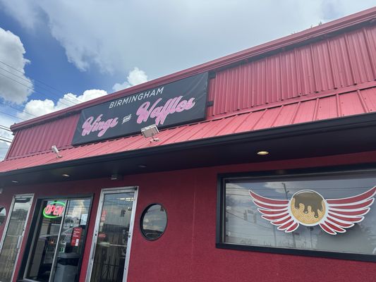Birmingham Wings & Waffles by null