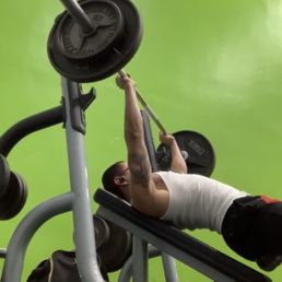 Incline bench press