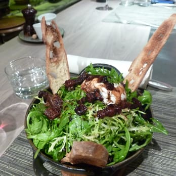 Les Cocottes - Crispy Bacon Salad - Bistros Near Me - Paris, 01 Les Cocottes - Crispy Bacon Salad - Bistros Near Me - Paris, 01