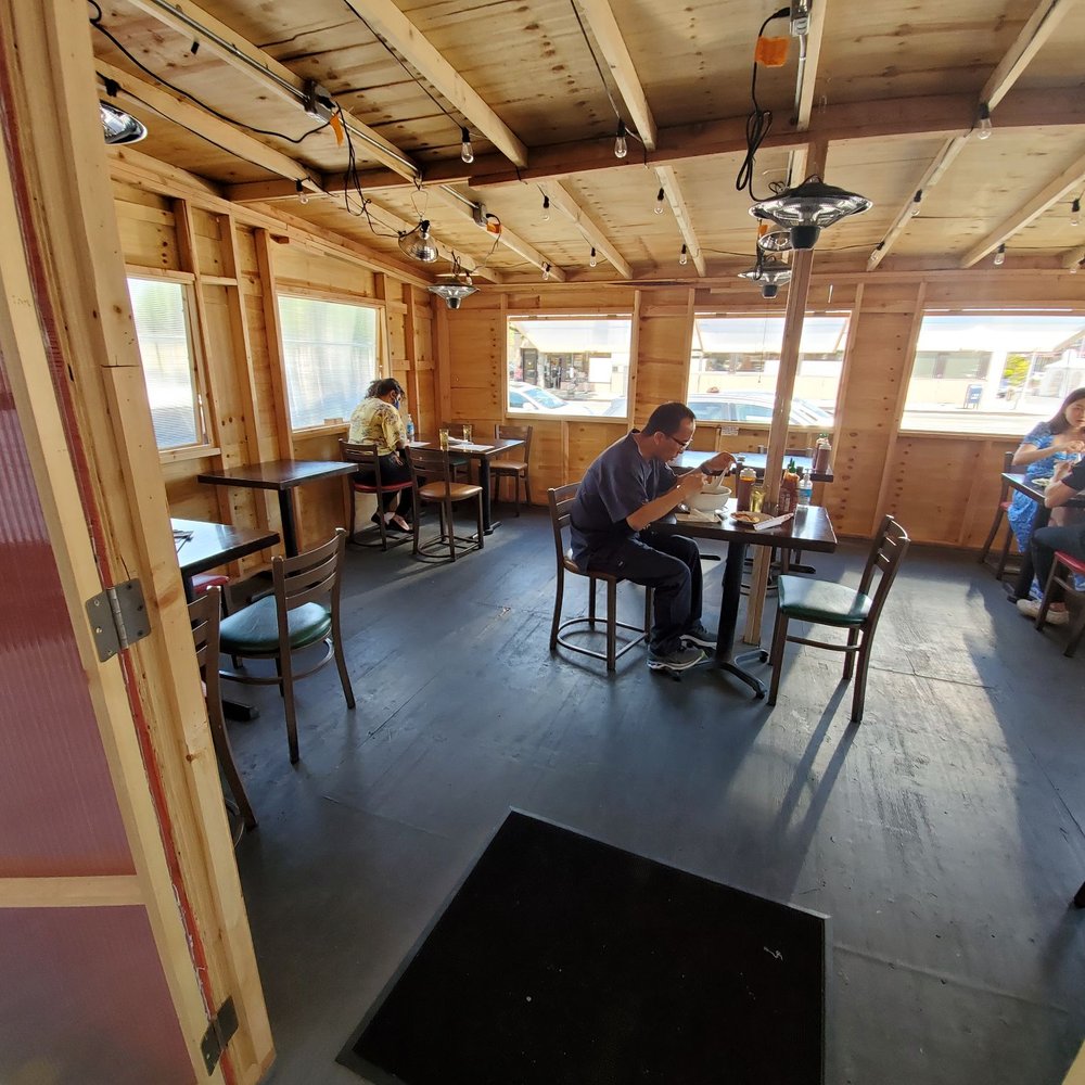 Pho Che - Outdoor dining - Vietnamese Near Me - Flushing, New York Pho Che - Outdoor dining - Vietnamese Near Me - Flushing, New York