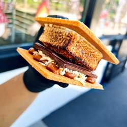 S'moreology - Samoa S'more