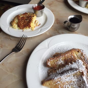 The Promenade Cafe - French toast and hash browns - Cafes Near Me - Long Beach, California The Promenade Cafe - French toast and hash browns - Cafes Near Me - Long Beach, California