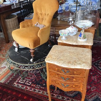 Caboose Antiques - Antiques Near Me - Shreveport, Louisiana