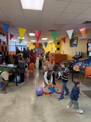 Special Event? - Celebrate birthdays, weddings, or family reunions with Silverball Subs. the go-to spot for catering in Asheville. Rooted in classic American deli traditions our catering brings a playful local twist to your special events.
