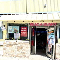 Beach Bunny Ice Cream and Coffee - Outside entrance