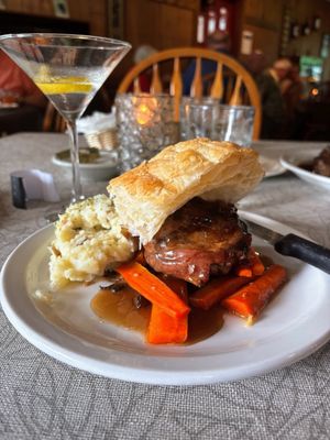 Wally's South 17 Supper Club by null