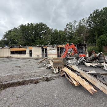 Dave's Demolition & Services - Demolition Services Near Me Dave's Demolition & Services - Demolition Services Near Me