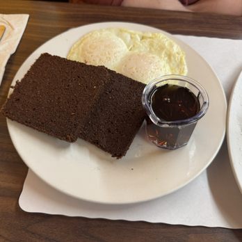 Hart & Soul Cafe - Fried Eggs and Livermush - Breakfast & Brunch Near Me - Hickory, North Carolina
