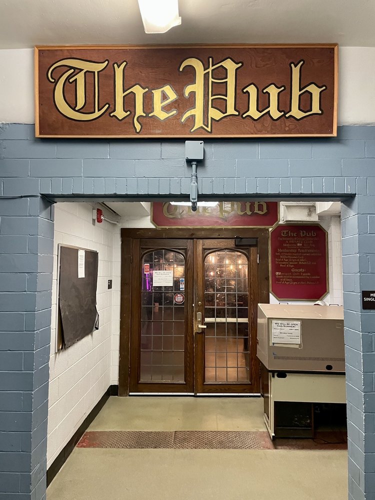 THE UNIVERSITY OF CHICAGO PUB 19 Photos & 65 Reviews 1212 E 59th St