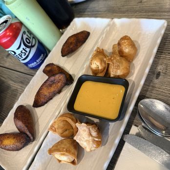 Higo Chicken - Wonton - Peruvian Near Me - La Habra, California