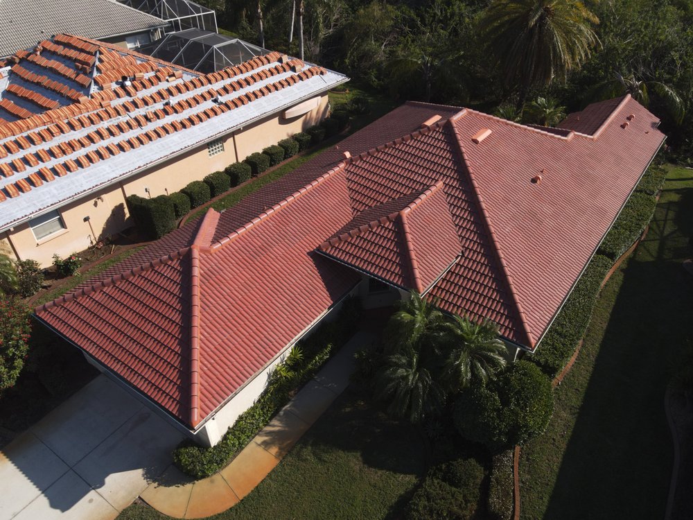 Slide of Siesta Roofing