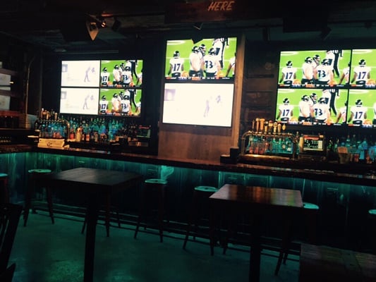 House of 'Que by null