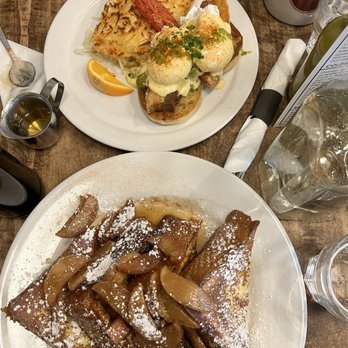 Jam Cafe on Beatty - Apple cinnamon French toast and Pork Belly Benny - Breakfast & Brunch Near Me - Vancouver, British Columbia Jam Cafe on Beatty - Apple cinnamon French toast and Pork Belly Benny - Breakfast & Brunch Near Me - Vancouver, British Columbia