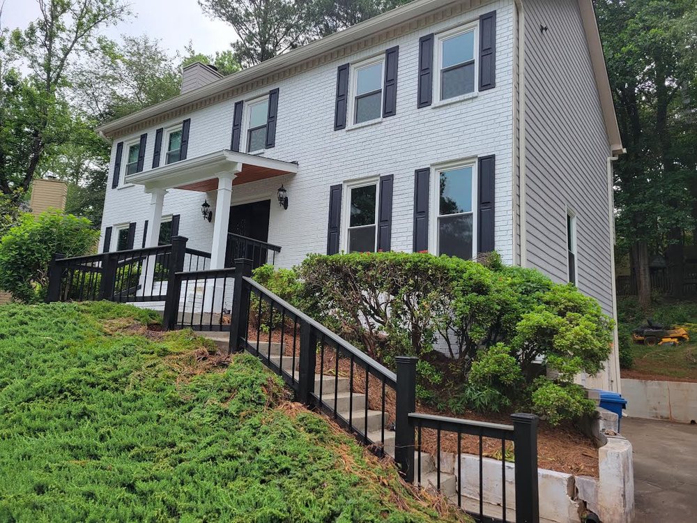 Slide of Ace Roof & Construction