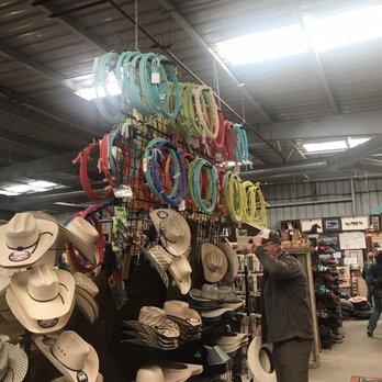 Big Horse Feed & Mercantile - Lasso - Livestock Feed & Supply Near Me - Temecula, California Big Horse Feed & Mercantile - Lasso - Livestock Feed & Supply Near Me - Temecula, California