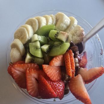 Honey & Hive - I had an acai and dragon fruit bowl with unlimited toppings. - Acai Bowls Near Me - San Gabriel, California