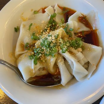 Seven Grams - Wonton With Chili Sauce 6pcs - Chinese Near Me - Tustin, California Seven Grams - Wonton With Chili Sauce 6pcs - Chinese Near Me - Tustin, California