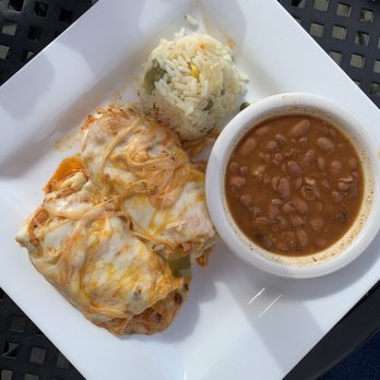 La Villa Restaurant - Twin Twins Burritos - Salvadoran Near Me - Gaithersburg, Maryland La Villa Restaurant - Twin Twins Burritos - Salvadoran Near Me - Gaithersburg, Maryland