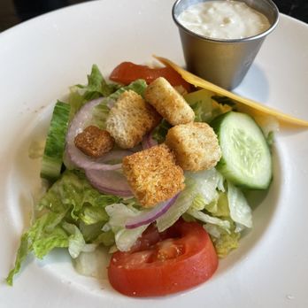 Popi's - House salad.  The blue cheese dressing seemed home made. It was perfect. - New American Near Me - Benton, Kentucky