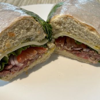 De Vinci's Delicatessen - Italian Near Me - Lodi, California De Vinci's Delicatessen - Italian Near Me - Lodi, California