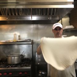 Castello's Pizza - Hand tossed pizza