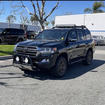 Savant AutoWorks - Tires Near Me - Los Alamitos, California