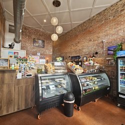 Bazil's - Inside, take out only