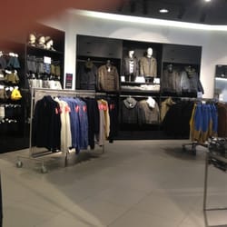 H&M