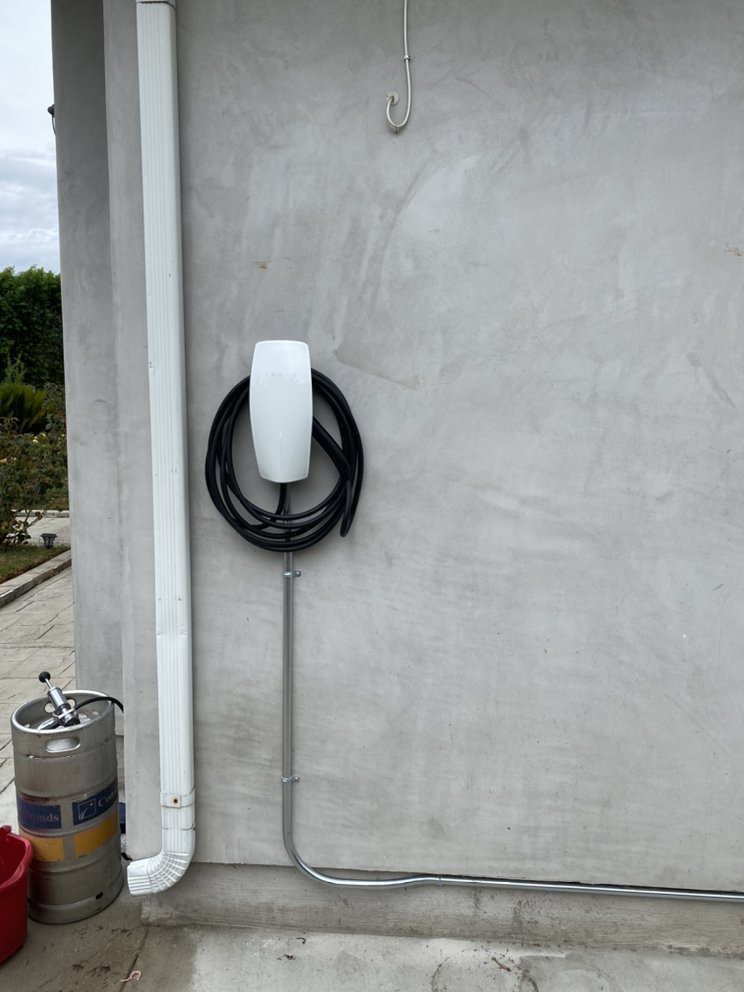 Slide of High End Electrical Services