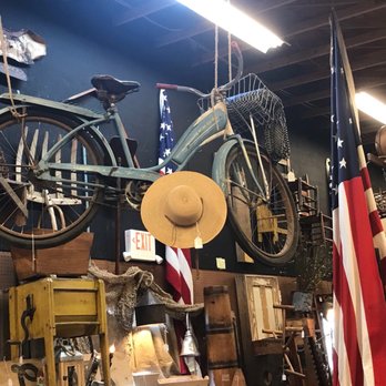 Keen Eye Antiques - Antiques Near Me - Ozark, Missouri Keen Eye Antiques - Antiques Near Me - Ozark, Missouri