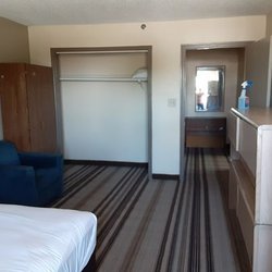 Just Friends Cleaning Service - hotel apartment 2019