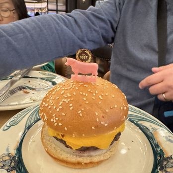 Peter Luger Steak House - Burger - Steakhouses Near Me - Las Vegas, Nevada