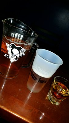 Shadyside Hideaway Bar by null