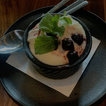 GRANVILLE - This is under dessert menu and it is the hot Devils Advocate Flourless Chocolate Cake - New American Near Me - Pasadena, California GRANVILLE - This is under dessert menu and it is the hot Devils Advocate Flourless Chocolate Cake - New American Near Me - Pasadena, California
