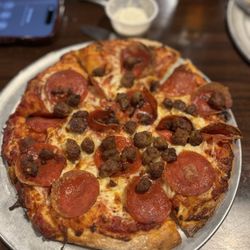 Fox's Pizza Den - Pepperoni and sausage pizza